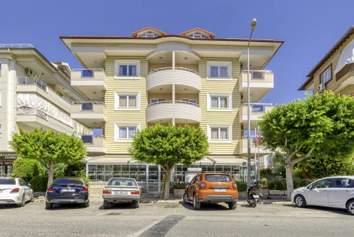 Spacious Penthouse in Oba within walking distance to the beach