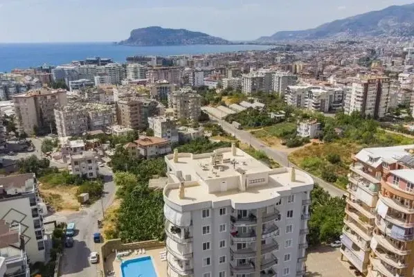 Bright Modern Apartment with Sea & Mountain Views in Alanya