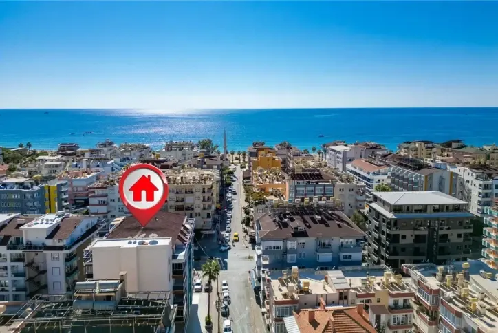 Modern 1+1 Apartment with Panoramic Balcony in Alanya Center
