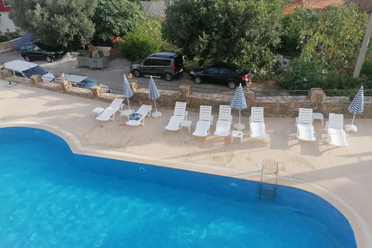 Spacious 2+1 apartment in Tosmur area with sea view