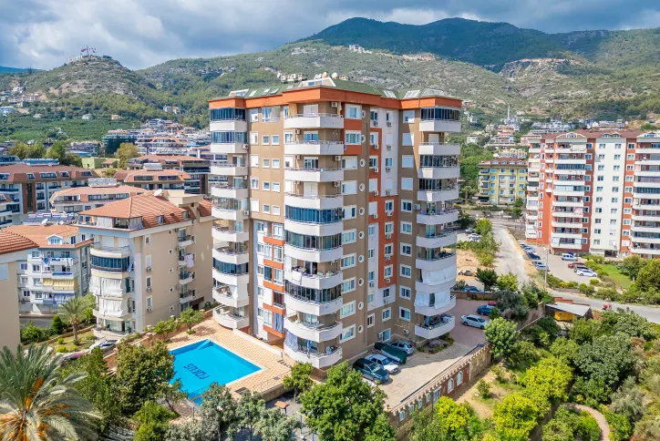 A spacious, furnished apartment in a modern complex in Cikcilli