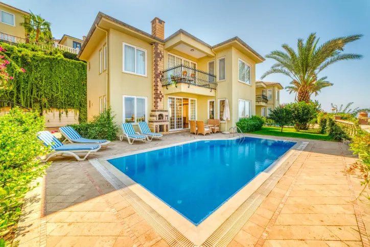 Detached 3+1 Villa with Private Pool in Kargicak