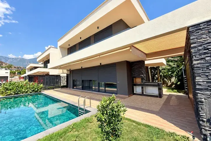 Luxury Villa with Private Pool and Panoramic Sea View in Kargıcak