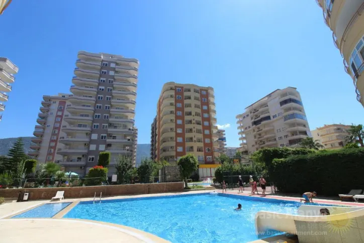 Lys 2-roms leilighet til salgs i Alanya