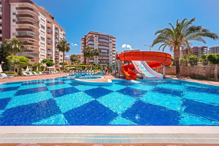 Stor lägenhet 3+1 i Tosmur-området, Alanya