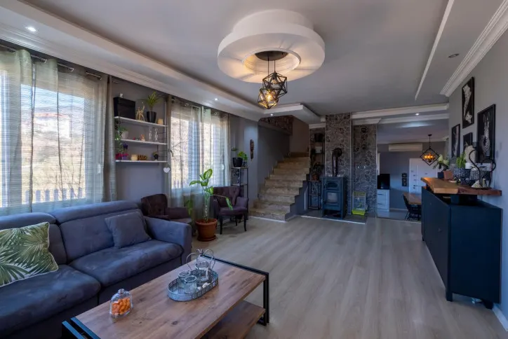 Spacious 6+2 villa with a large plot of 460 m2
