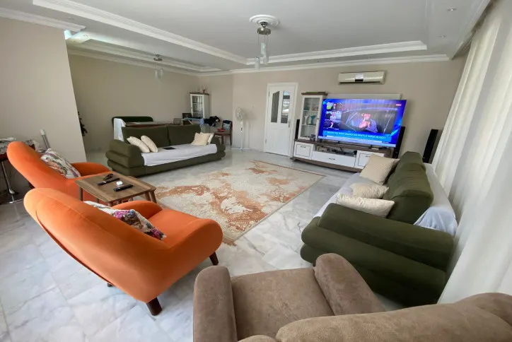 Rymlig duplex på 4:e våningen i Oba, Alanya