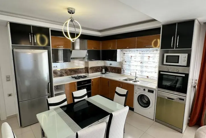Apartment 2+1 110 sq. m  in Mahmutlar Near the Sea