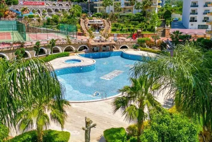 Lägenhet i Alanya nära havet - bekvämt boende i Mahmutlar