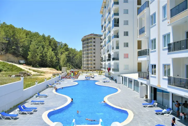 Salg av leilighet ved sjøen i Alanya 1400 meter fra sjøen