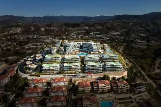 Luxury Sea View Studio Apartment with Resort Facilities in Konaklı