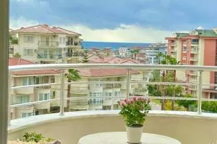 Bright, furnished 1+1 apartment in Cikcilli, Alanya