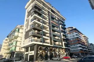 Bright, south-facing apartment in Mahmutlar near the sea