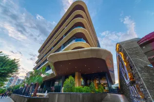 New project in Alanya at the Cleopatra Beach