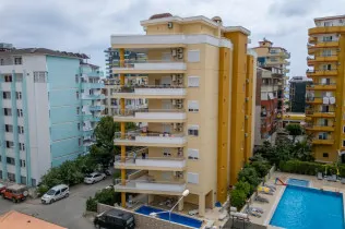 Spacious apartment by the sea - ideal for living or renting