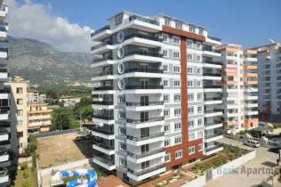 New apartments with a convenient location in Mahmutlar
