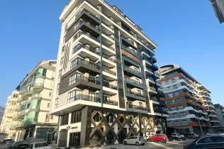 Bright apartment in Mahmutlar near the sea