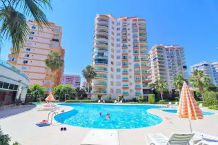 Seaside Life in a Convenient Area in Alanya