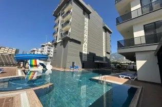 1+1 Apartment in Kargicak Near the Sea