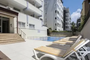 Furnished 2+1 Apartment – 110m to Cleopatra Beach