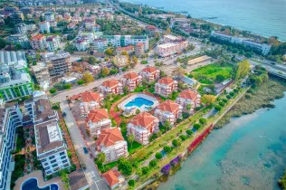 Modern 4+1 Duplex Penthouse Just Steps from the Sea in Kestel, Alanya