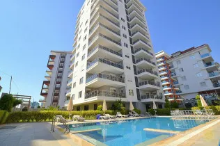 Affordable 2-bedroom apartment in Mahmutlar close to city