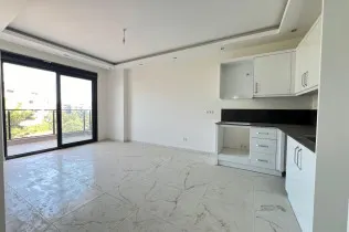 Elegant 1+1 apartment on the second floor, Alanya
