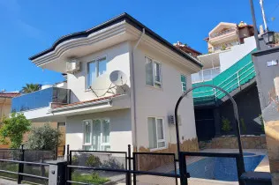 Spacious villa in Bektas area, 2+1 layout