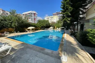 Spacious apartment with sea view in Alanya
