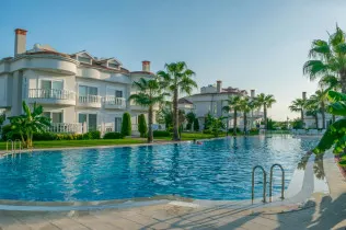 Spacious penthouse for sale in Kadriye, Belek