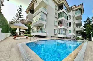 2+1 apartment for sale in Alanya near the sea