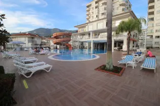 Spacious furnished apartment with sea views in Alanya