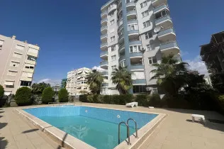 Apartment in Alanya with 2 bedrooms, 110 m², 200 meters from the sea