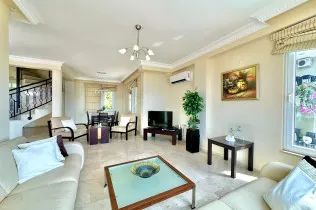 3+1 Villa in the Gold City Complex with Private Pool