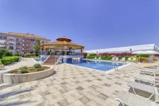 Beautiful Apartment in a Well-Maintained Complex in Alanya