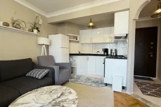 Furnished 1+1 Apartment – 500m to Cleopatra Beach