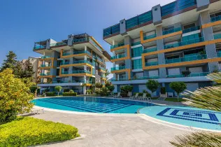 Large furnished apartment with sea view in Kestel district