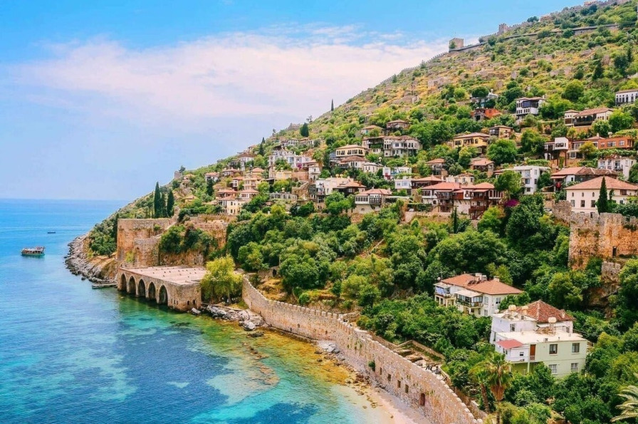 History of Alanya - in what year the city was founded, what it is famous for in Turkey
